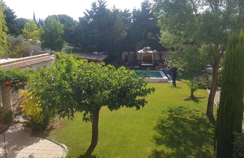 L'Isle-sur-la-Sorgue House | JOLI STUDIO DANS JARDIN 5MN A PIED CENTRE VILLE