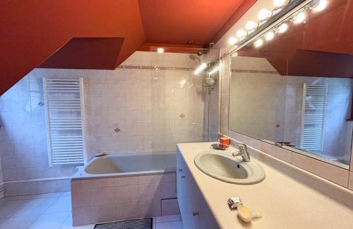 Belleme Apartment | Joli T3 au pied du Golf - The 19th Hole