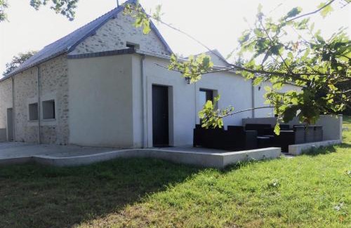 Guenrouet House | Jolie longère près Canal Nantes-Brest ' Pétanque