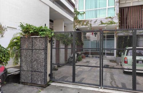 Downtown George Town House | JomStay At Georgetown