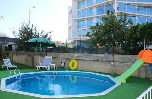 Santa Marinha House | Jones Home