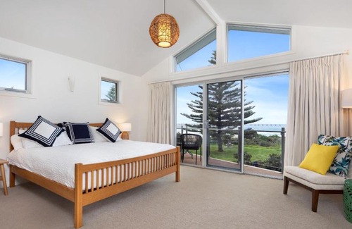 Kiama Downs House | Jones Waterfront Beach Escape
