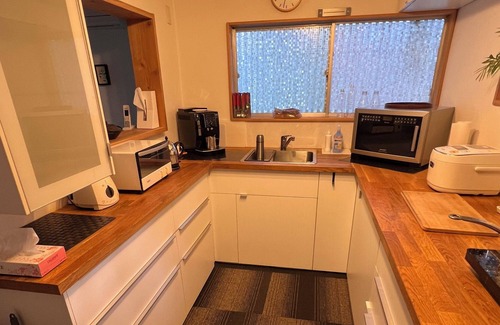 Otsu House | Jonni`s Guest House (licensed)
