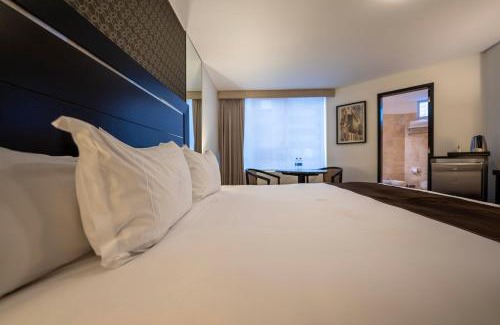 Petit Jean Ocharan Hotel | Jose Antonio Executive