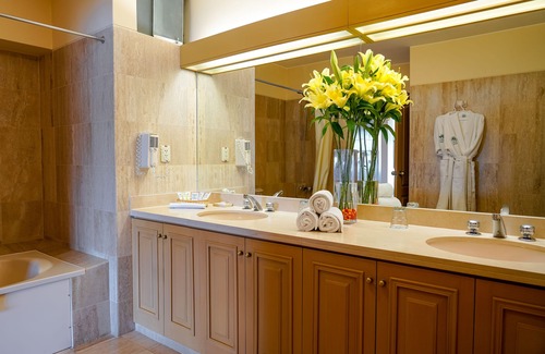 Puno Hotel | Jose Antonio Puno