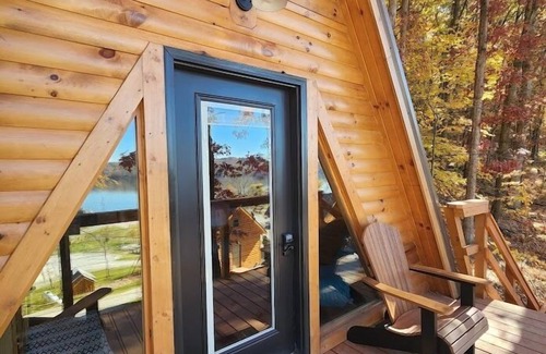 Scio Cabin | Joshua Tree/Unique Lakeview 4 Person A-Frame Cabin