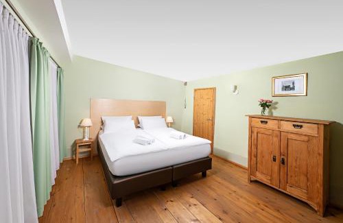 Albstadt House | Josis Klause Café Pension