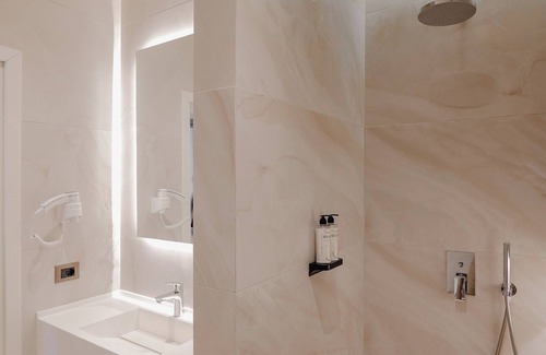 Radhime Hotel | Jost Caravel
