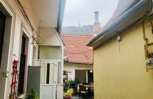 Brasov City Centre Apartment | Joy City Stay George Enescu 5