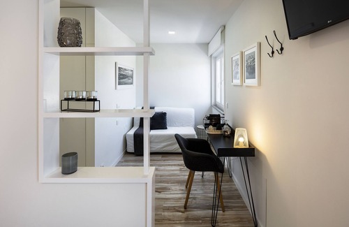 Coimbra House | JR Studios & Suites