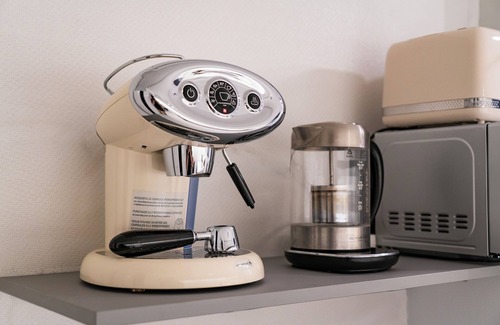 Jongno Apartment | JTS Tailored Service Studio near Hyehwa Station