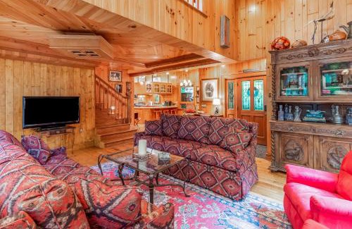 Highlands House | Judge's Hilltop