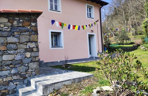 Vernazza Apartment | Jujube House. Cozy accommodation in the Ligurian hills