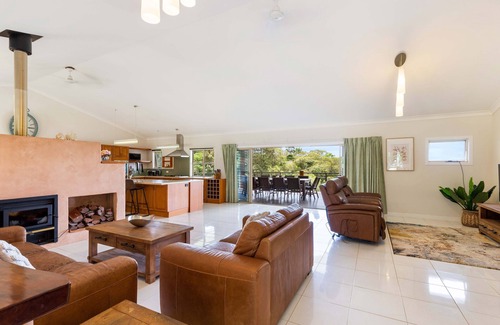 Julatten House | Julatten Platypus Mountain Home