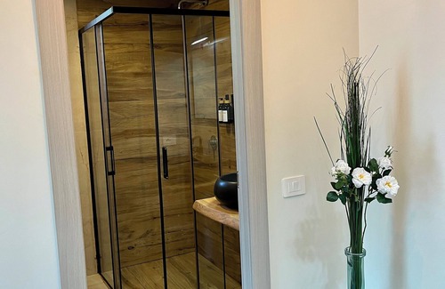 Blevio Apartment | Juliet House Suite lake view spa