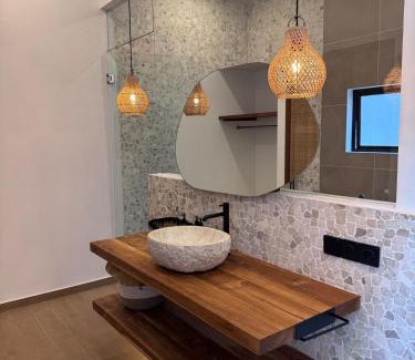 Sei Pinang Villa | Julim Flora - Eco Villa