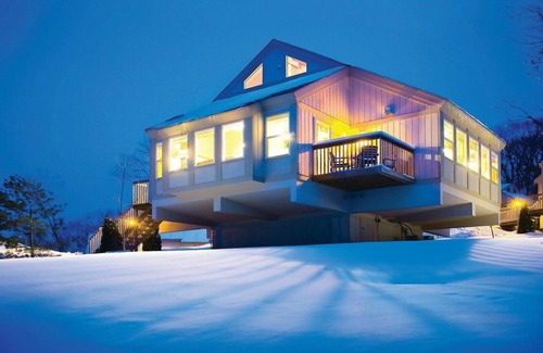 Wisconsin Dells Resort | July 4th 6/29-7/5/25 1200sqft 2bdrm2bath townhse Christmas Mntn Vill Wisc Dells