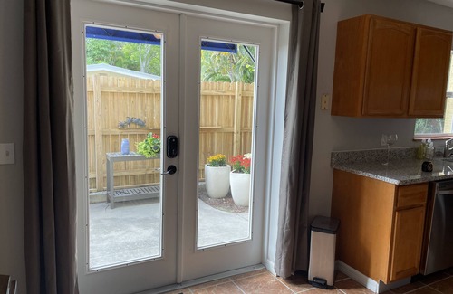 Roseland House | Jumanji House Unit 2