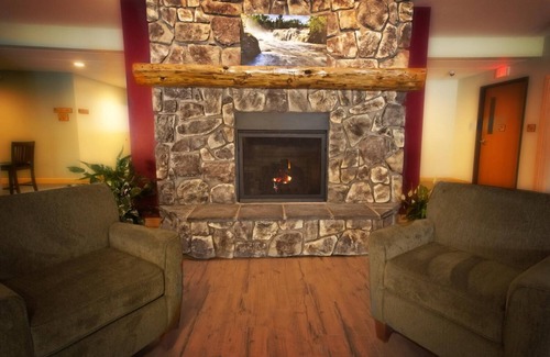 Babbitt Hotel | Junction Inn Suites & Conference Center