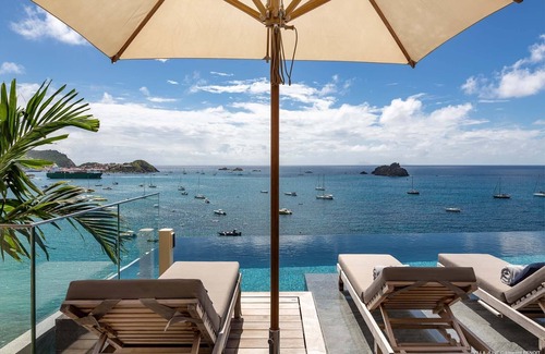 Corossol Villa | June- 6 bedrooms and gorgeous views over the entrance to Gustavia harbor
