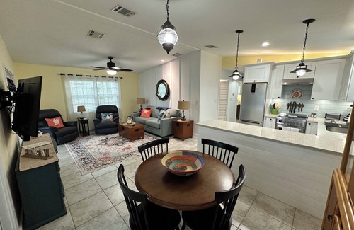 Little Torch Key House | JUNE-AUG 2025 DISCOUNT! - 2 Bedroom FL Keys Canal Home - Great Boating Access!