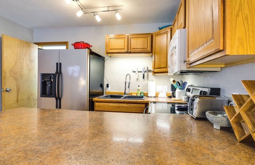 Mendenhall Valley Apartment | Juneau Apartment - Minutes to Mendenhall Glacier