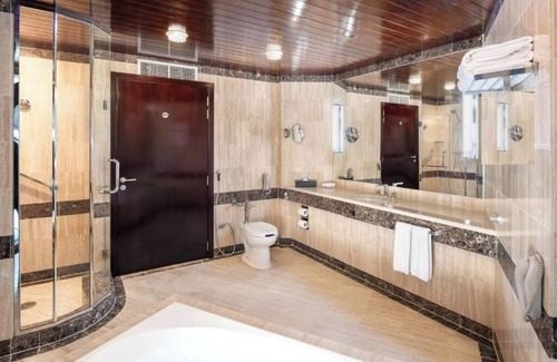 Al Rigga House | Junior Suite Near China Club By Luxury Bookings