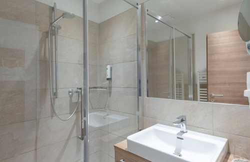 Seelach House | Junior suite Schedma, shower, WC, balcony - Hotel Marko