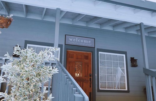 Shingletown House | Juniper Room at Tall Timbers Bed & Breakfast