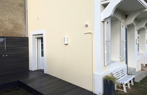 Saint-Regnobert-de-la-Cote-de-Nacre House | Juno beach at the end of the garden, accessible to disabled people