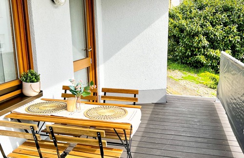 Quint Apartment | JUPAS°| Boho Home with balcony & parking lot