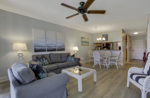 Jupiter Bay House | Jupiter Bay D209 Jupiter Beach Vacation Rental by Unique Vaca Stay