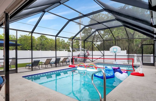 Jupiter Other | Jupiter Resort Home: Putting Green W/ Heated Pool!