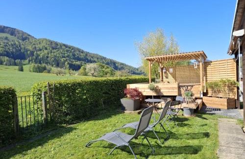 Rebeuvelier Ski Chalet | Juralodgespa Détente avec jacuzzi et vue