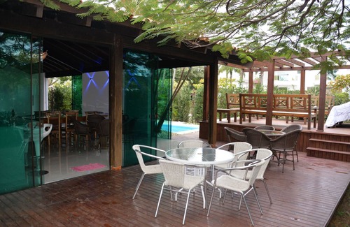 Jurere Internacional House | JURERE INTERNATIONAL 5BR HOUSE with pool - 200m from the beach
