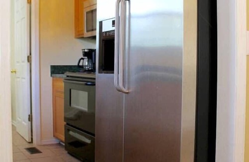 Millersville House | Just 20 minutes to Nashville, with a fenced yard included