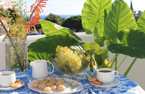 Sesmarias House | Just 500 meters from the Sandy Beach! Sea View from the bedrooms. Private House.