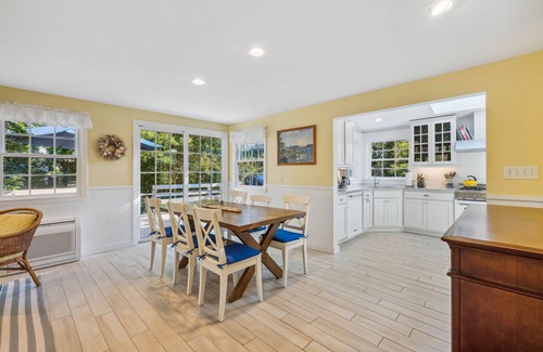 Biddeford Pool House | Just a Short Stroll to the Beach, Large 4 BR Home