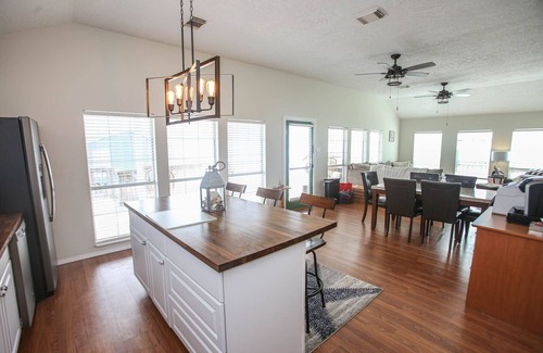 San Luis House | Just Beachy @ the pass Beautiful views, beach front home San Luis Pass TX