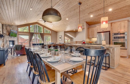 Tahoe Pines House | Just Grand: A Tahoe Pines Retreat with Luxury, Comfort, and Adventure at Your Do