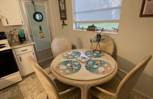 Whitney Beach Cottage | Just minutes from our Beautiful Gulf Of Mexico Beaches & Stunning Sunsets !