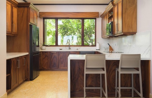 Papagayo Peninsula Villa | Just Renovated—Luxe Amenities, Free Beach Club Passes, The BEST Monkey Views!