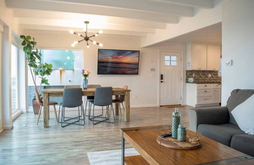Huntington Beach Condo | Justin - Sunset Beach 1