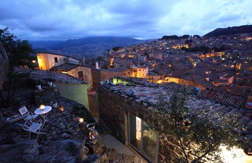 Mistretta House | jusu e susu montagna mare