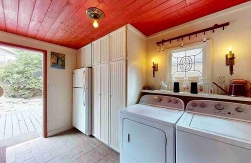 Wrightwood Ski Chalet | K-WC · Hot Tub, AC, Game Rooms, WW Chalet