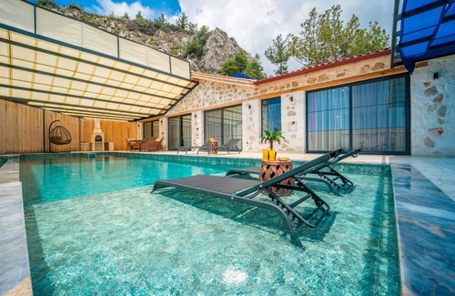 Islamlar House | Kaşın en gözdesi taş villalar