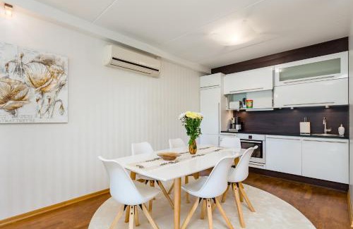 Old Town Apartment | Kaarli Boulevard