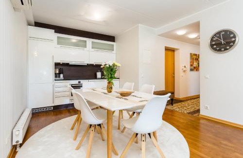 Old Town Apartment | Kaarli Boulevard