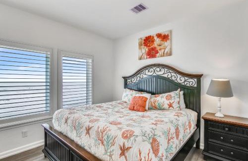 Sands Of Kahala Beach House | Kahala Beachfront
