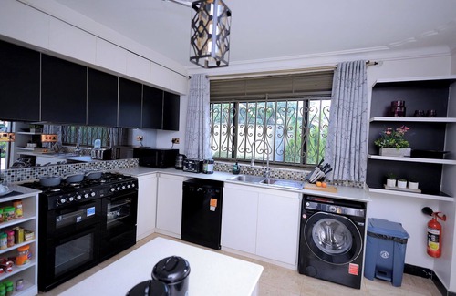 Kireka Villa | KAI LUX VILLA-SWIFT WIFI